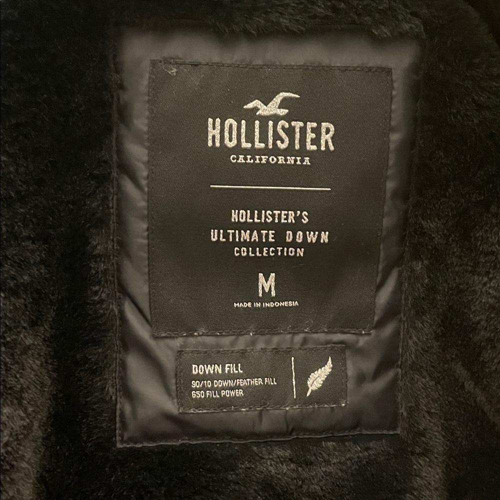 NEW Hollister Ultimate Down Collection Parka - Picture 2 of 5